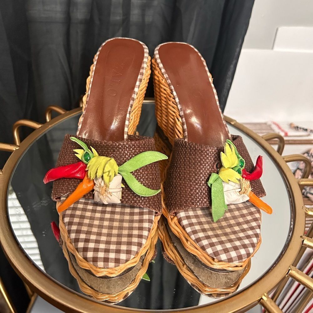 Zalo pepper and carrot Wicker Wedge Sandals ~ picnic fun - Picture 2 of 5